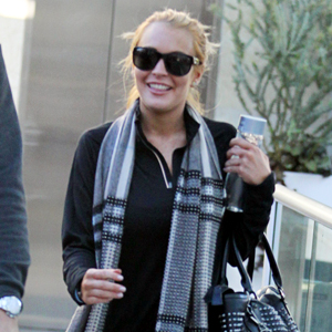 Lindsay Lohan S Sober Meeting With Second Mom Jamie Lee Curtis E Online